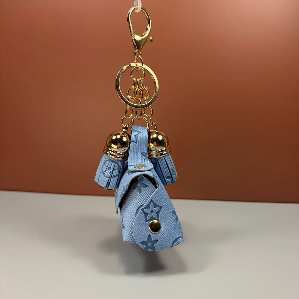 Luxe Baby Blue Bag & Tassel Keychain/Bag Charm - Picture 6 of 9